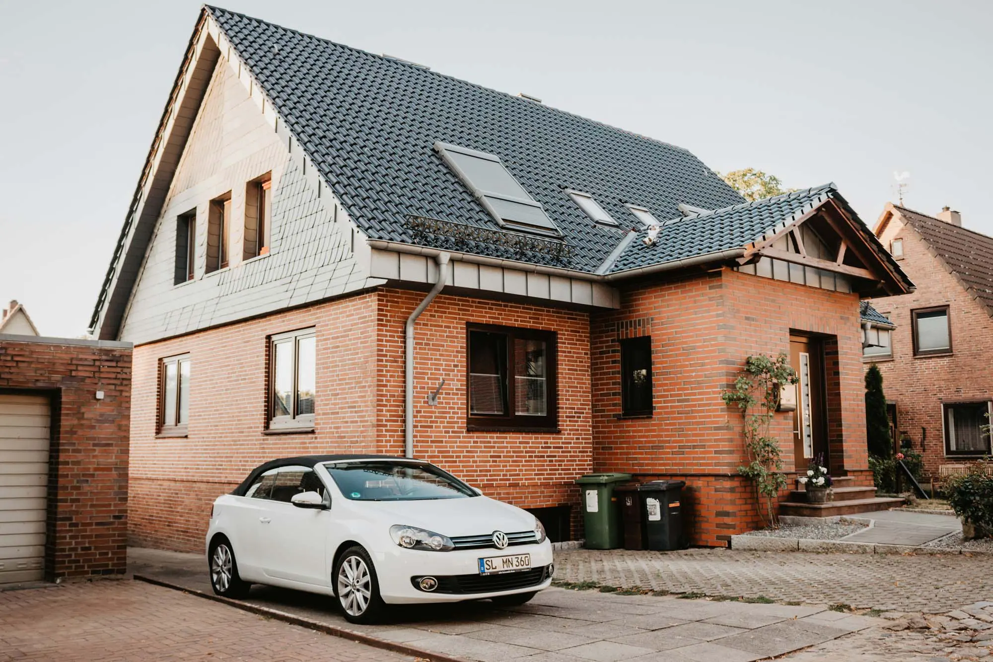 Bundling Up How to Maximize Savings by Combining Auto and Home Insurance-1